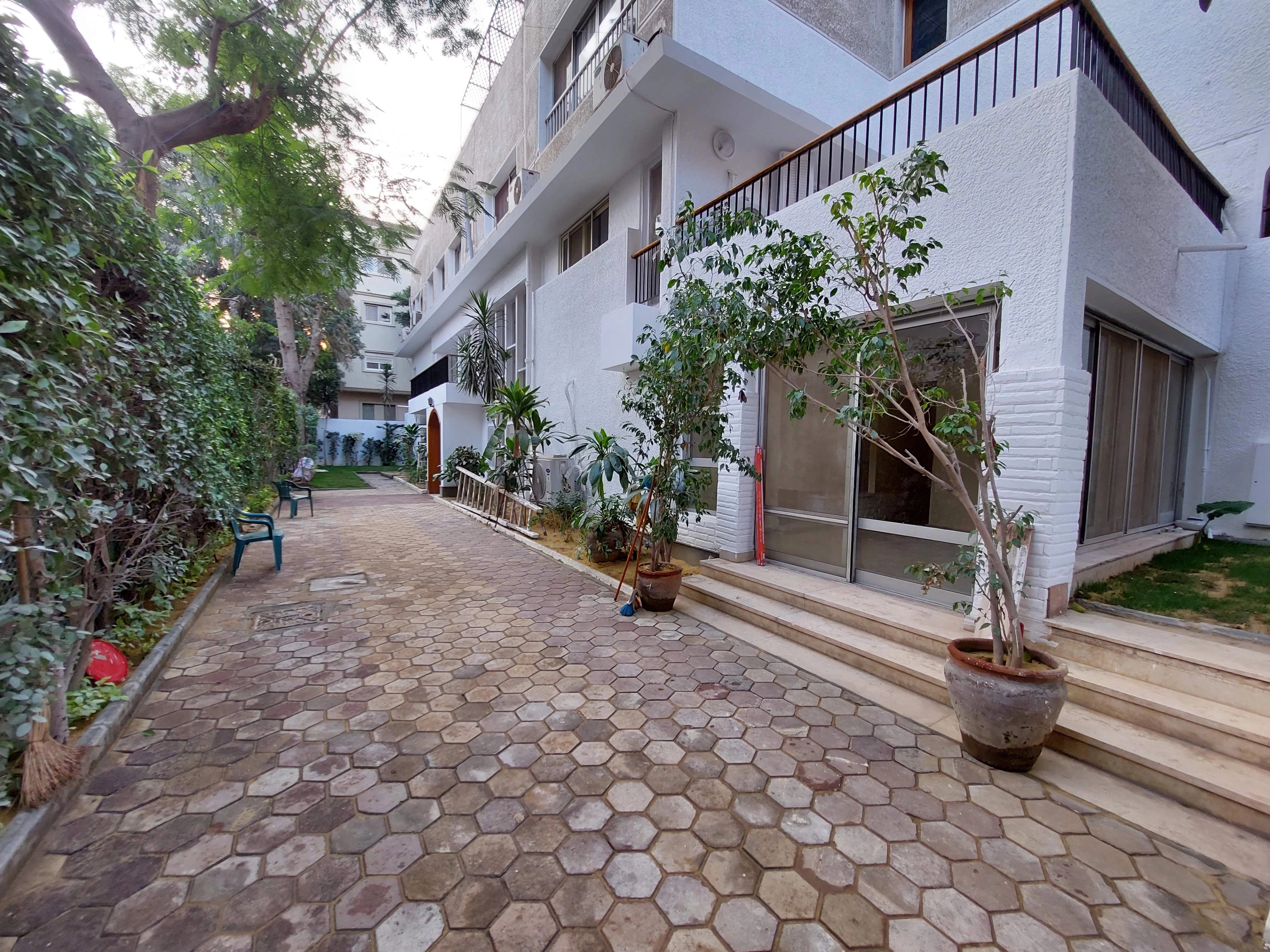 MARVELOUS VILLA FOR RENT IN MAADI SARAYAT CAIRO EGYPT