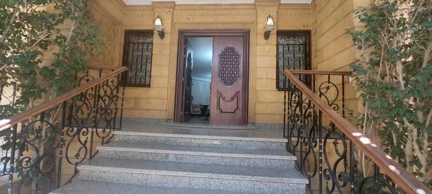 AMAZING GROUND FLOOR DUPLEX FOR SALE IN MAADI SARAYAT CAIRO EGYPT