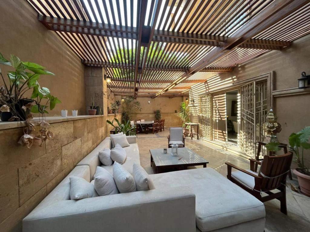 SUNNY GROUND FLOOR DUPLEX  FOR RENT IN MAADI SARAYAT CAIRO EGYPT