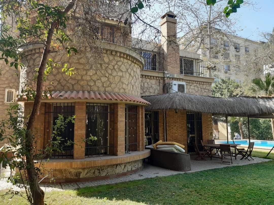 COZY BRIGHT VILLA WITH SWIMMING POOL FOR RENT IN MAADI SARAYAT CAIRO EGYPT