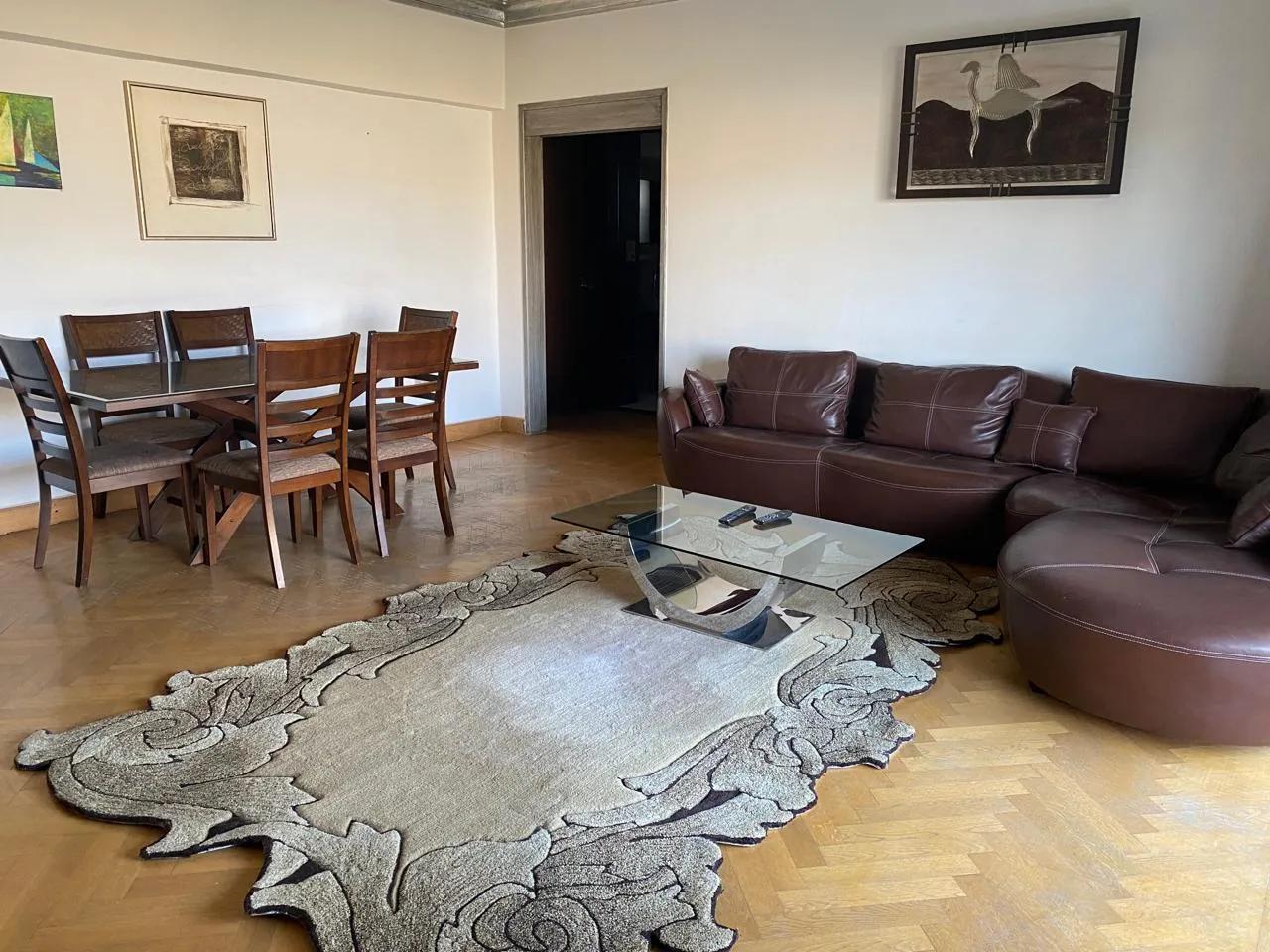 فيلا فسيحه للايجار في سرايات المعادي القاهره مصر 