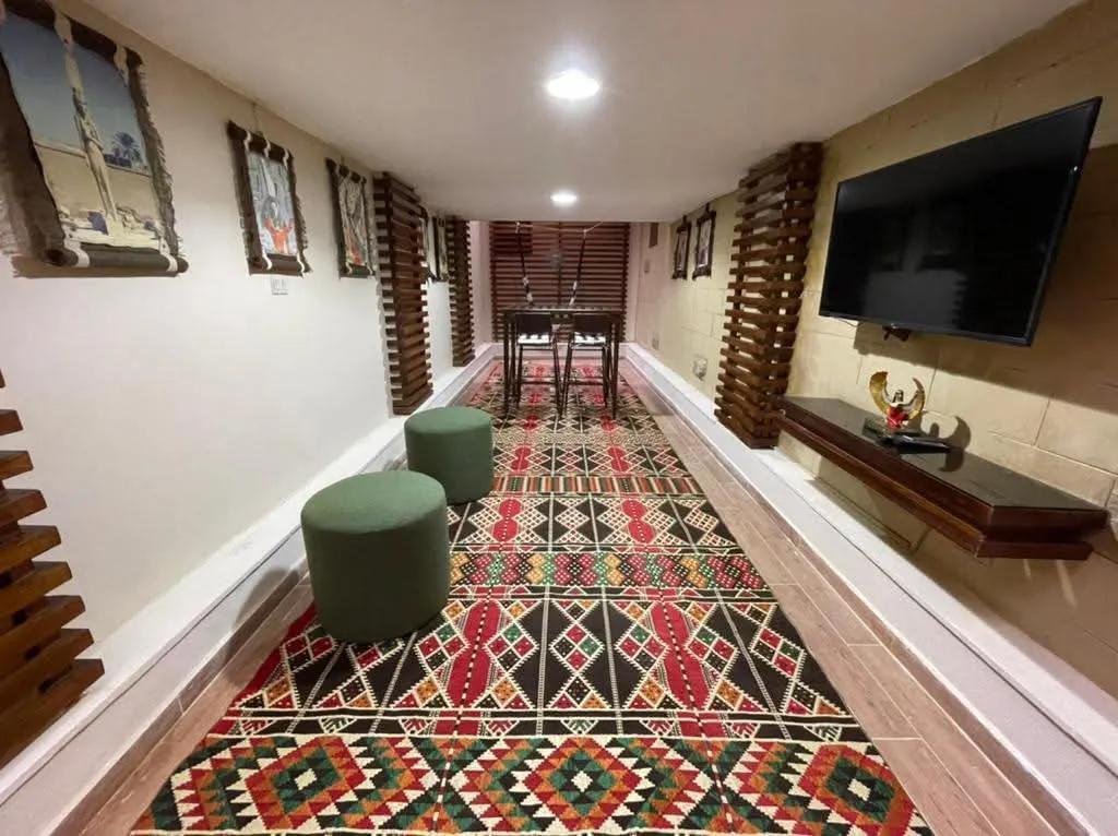 شقه مفروشه للايجار في سرايات المعادي القاهره مصر 