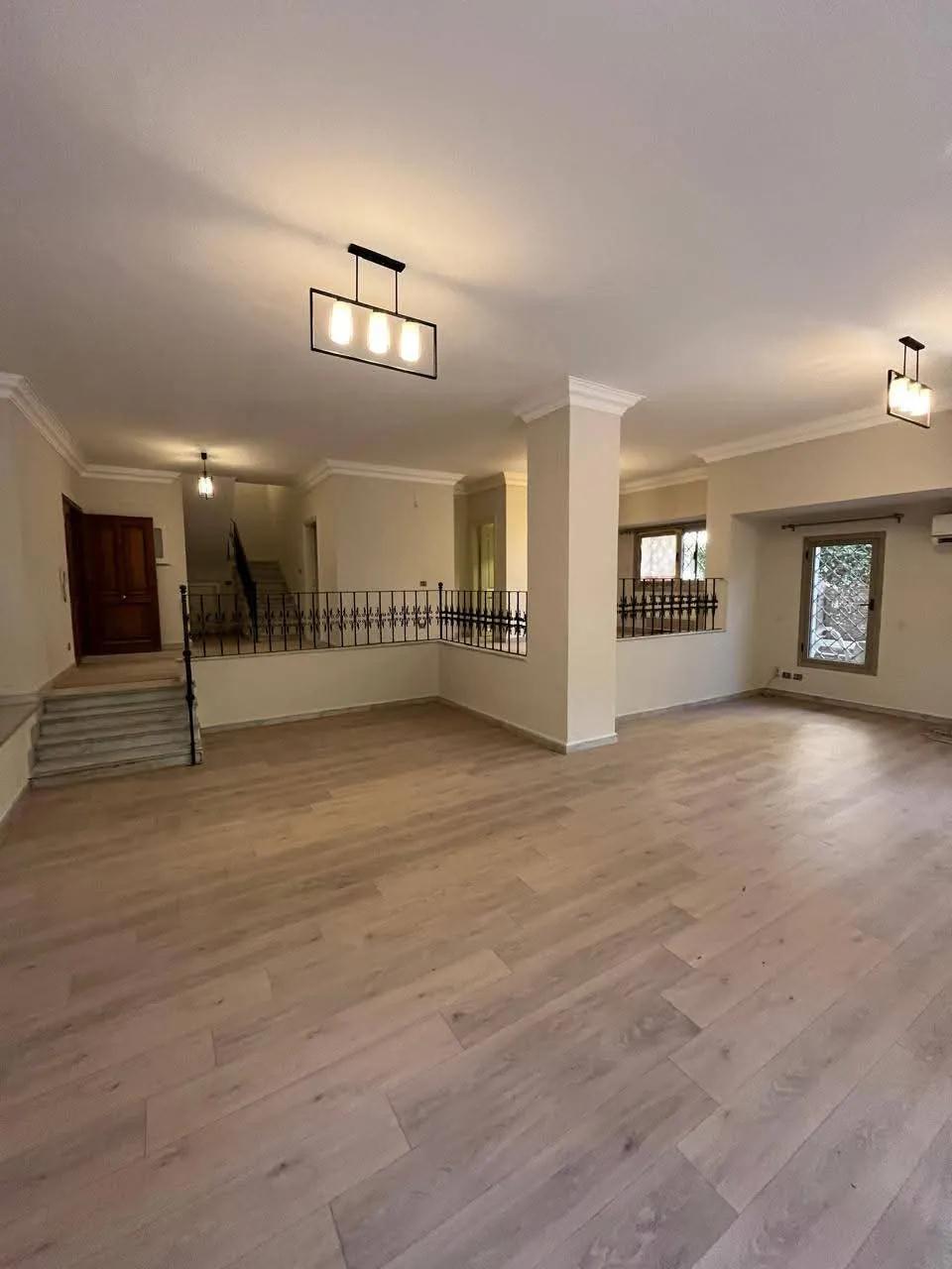 شقه دوبلكس فاخره للايجار في سرايات المعادي القاهره مصر