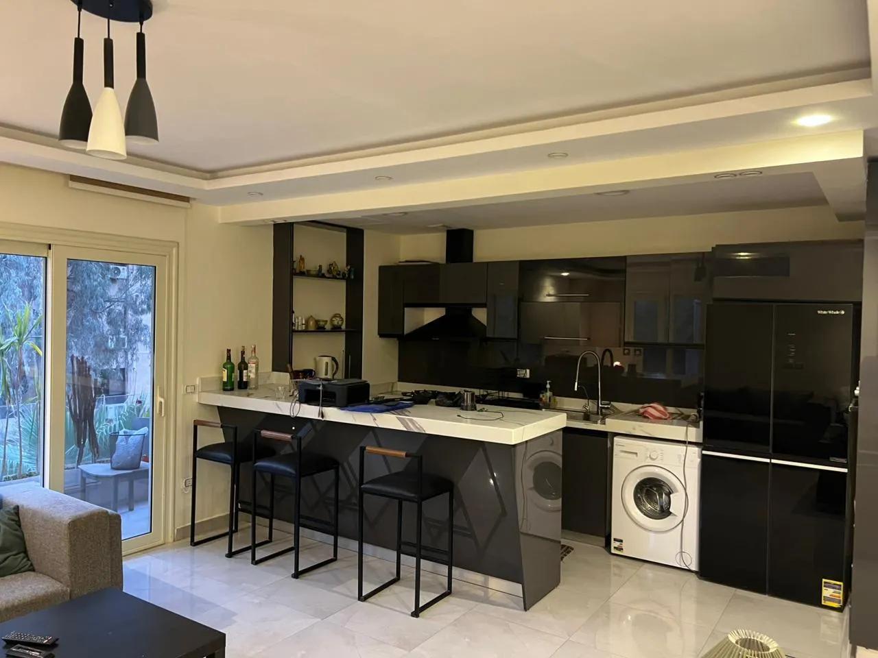 شقه مفروشه للايجار في سرايات المعادي القاهره مصر