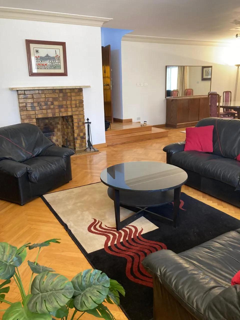 شقه مفروشه للايجار في سرايات المعادي القاهره مصر