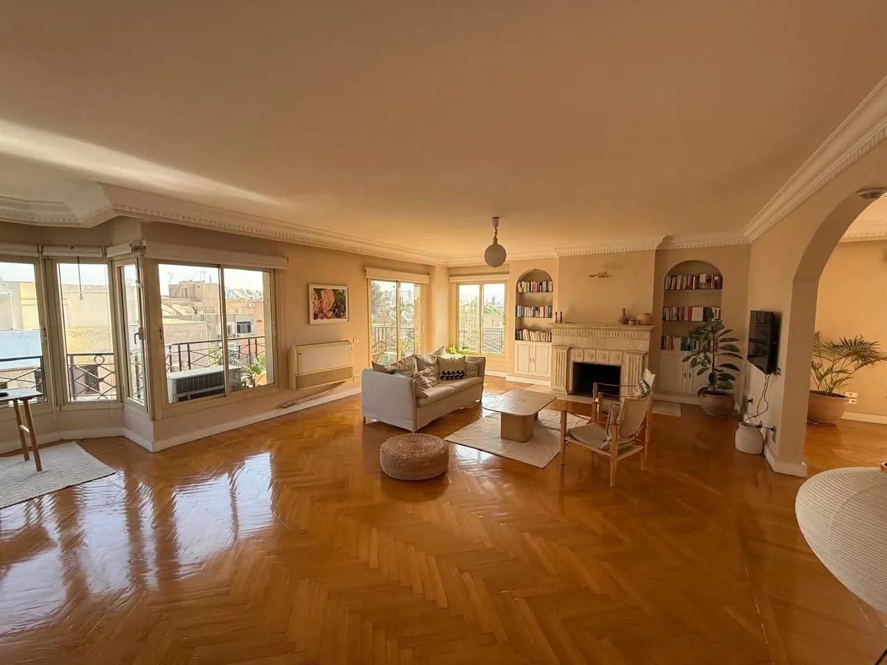 رووف فسيح للايجار في المعادي سرايات القاهره مصر