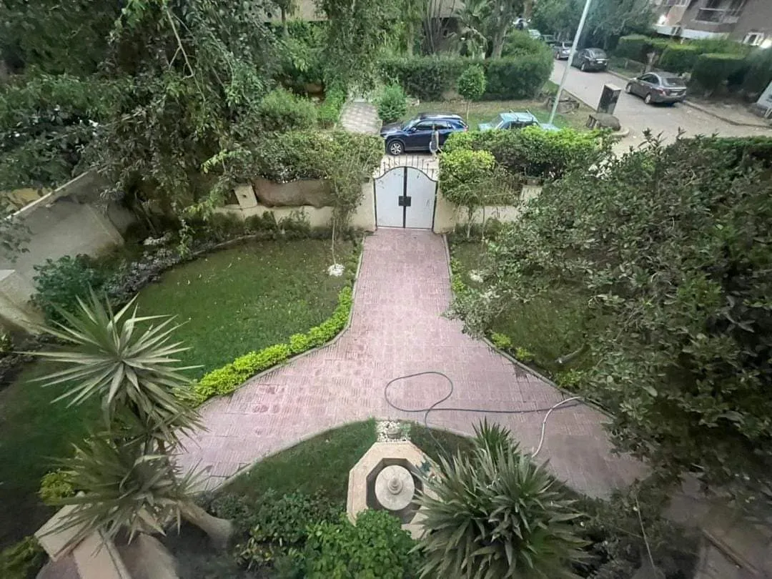 GROUND FLOOR DUPLEX WITE LARGE GARDEN FOR RENT IN MAADI SARAYAT CAIRO EGYPT